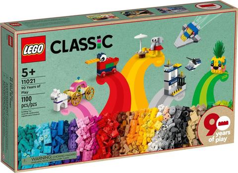 LEGO Classic 11021 Bộ kỷ niệm 90 Years of Play (1100 chi tiết)